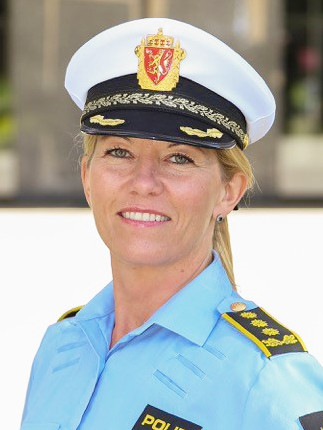 Anne-Cathrine Gustafson, portrett